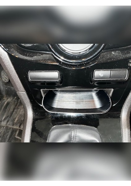 Ford Fiesta Bölme Tepsisi