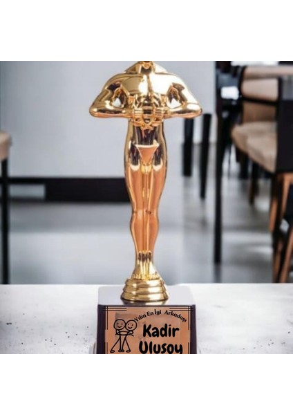 Kişiye Özel Yılın En Iyi Arkadaşı Oscar Ödülü fiyatları