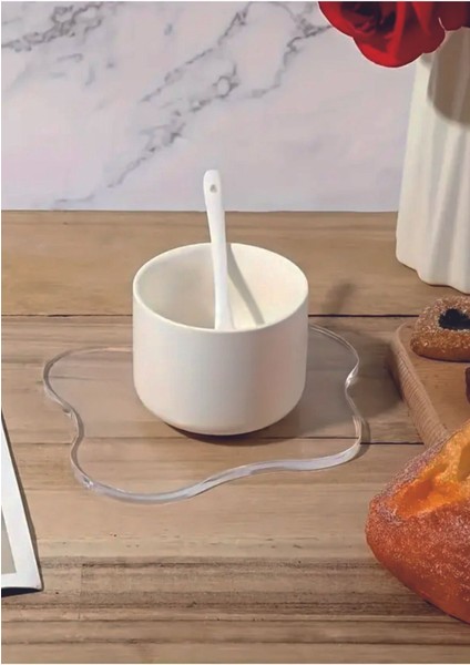 Şeffaf pleksi soyut tasarım takı ve bardak altlığı seti 4 adet, 17x15 cm fiyatları