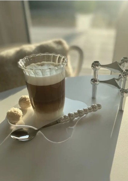 Şeffaf pleksi soyut tasarım takı ve bardak altlığı seti 4 adet, 17x15 cm indirimleri