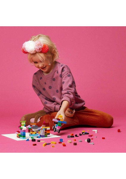 Classic Beyaz Zemin 11026-4 Yaş ve Üzeri LEGO Zemini (1 Parça) fırsatları