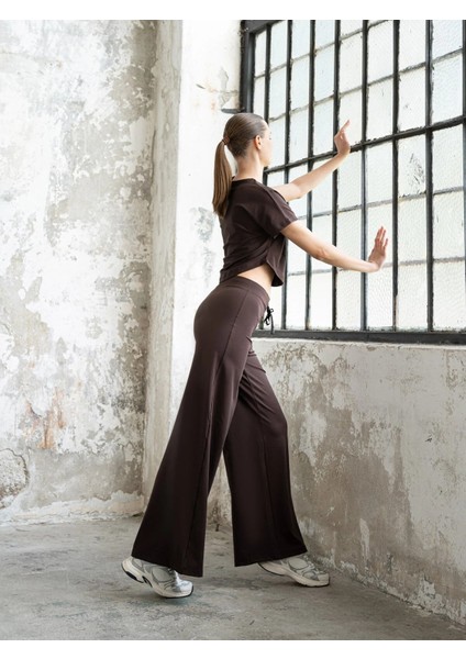 Yuvarlak Kesimli Yoga Tişörtü modelleri