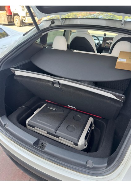 Tesla Model 30 Litre Çift Kapak Tecnopoint Oto Buzdolabı fiyatları