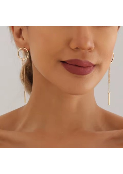 Kadınlar Için Altın Renkli Sallantılı Halka Küpe 8,5 Cm.