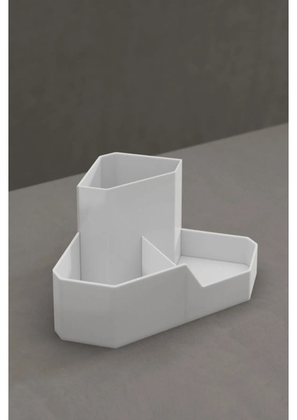 Beyaz Üçgen Makyaj Düzenleyici, Masa Üstü Organizer, Pratik ve Şık Tasarım fiyatları