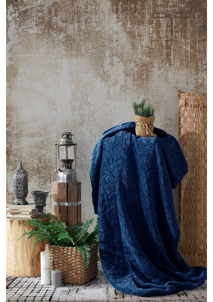 Damask Embos Battaniye Çift Kişilik (220X240 Cm) Lacivert