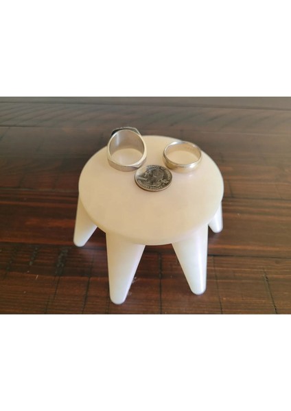 Beyaz Yüzük Tutucu Standı, 6 Slot, Şık ve Zarif Takı Organizer fiyatları