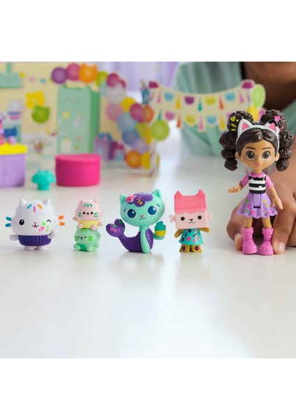 gabby's Doll House Cakey'in Doğum Günü fırsatları