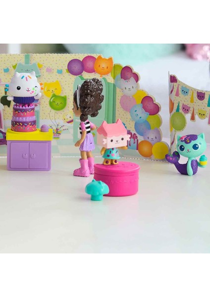 gabby's Doll House Cakey'in Doğum Günü