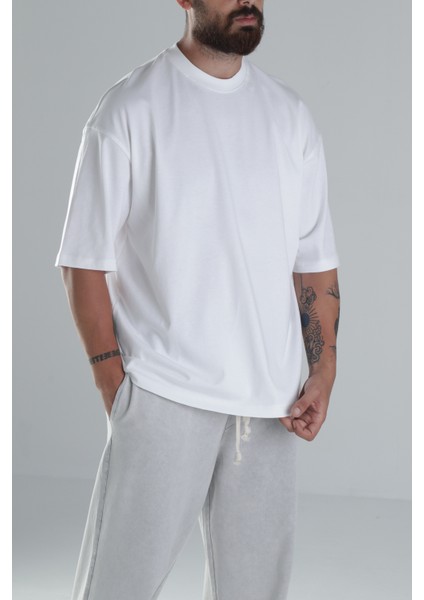Beyaz Oversize T-Shirt