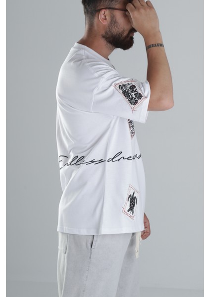 Erkek Beyaz Oversize Yama Desenli Tasarım T-Shirt COC1301 modelleri