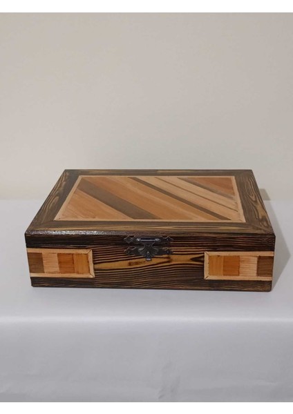 Ahşap dekoratif saat ve takı kutusu, şık doğal tasarım, 31x23x8 cm, kahverengi