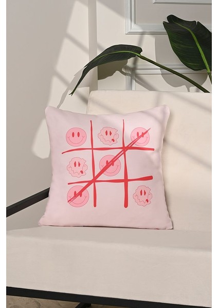 Happy Wins Tiktaktoe Smiley Desenli Kırlent Kılıfı – 43X43CM