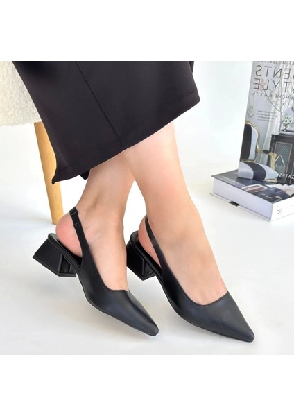 Morji Siyah Cilt Topuklu Ayakkabı fırsatları
