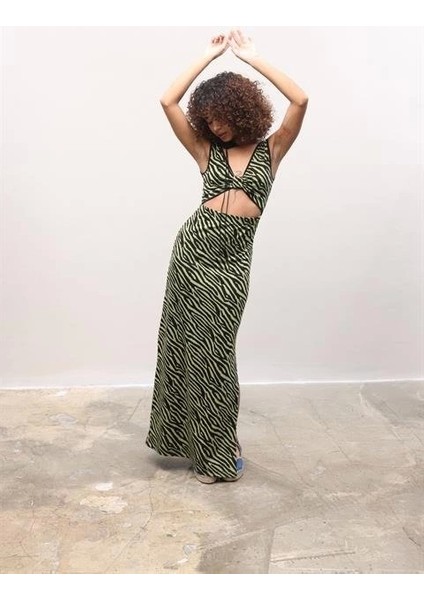 Bellatrix Cut Out Jakarlı Elbise 2677-8