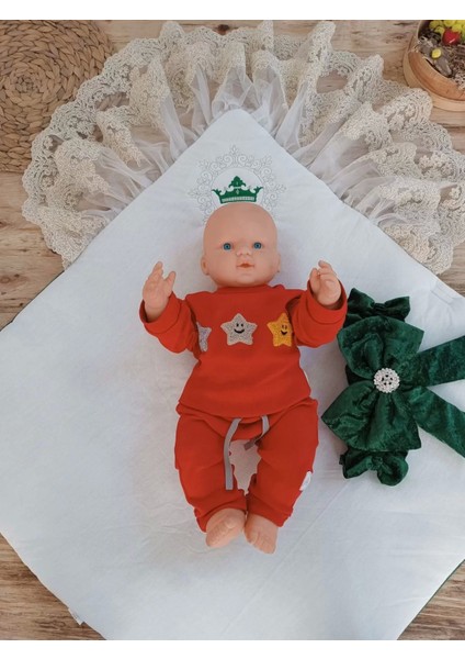 Yenidoğan Saray Kadife Taç Nakışlı Inci Fiyonklu Çift Dantel Duvak Trilüks Kundak Bebek Battaniyesi Yeşil modelleri