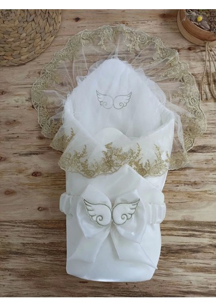 03 Yenidoğan Shine Kumru Melek Kanat Fiyonklu Gold Dantel Duvaklı Delüks Kundak Bebek Battaniyesi Ekru