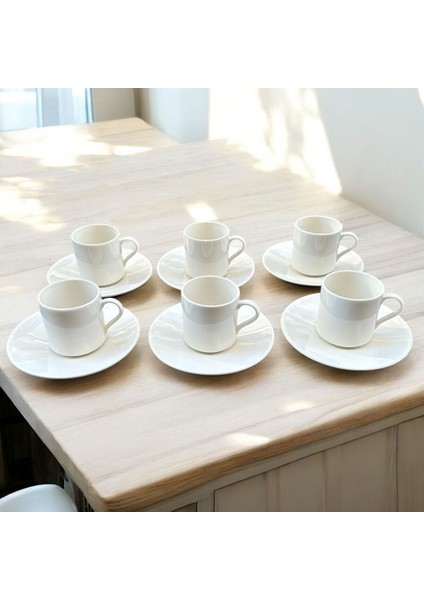 Altı kişilik şık ve zarif porselen kahve fincan takımı, beyaz renk fiyatları