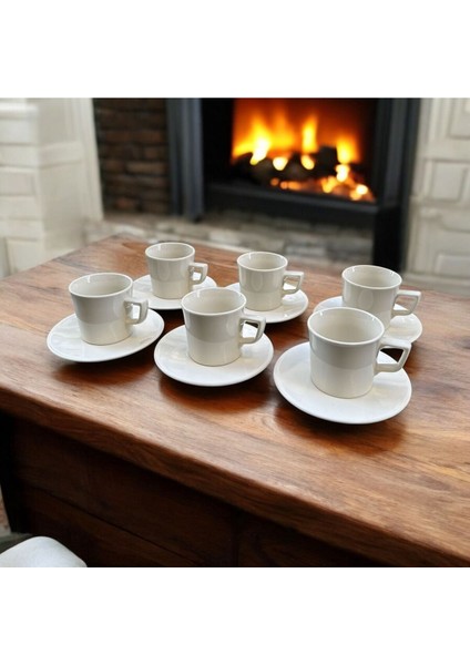 Altı kişilik şık ve zarif porselen kahve fincan takımı, beyaz renk