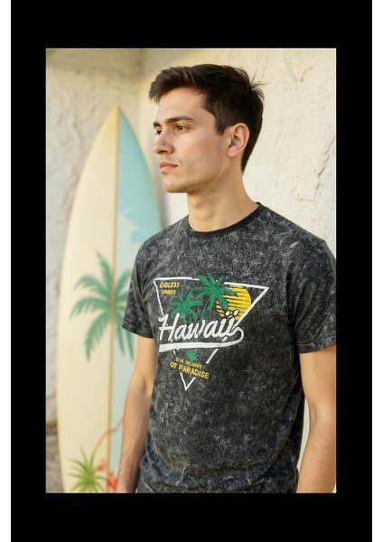 Erkek Fit Kesim Dijital Baskılı Pamuklu T-Shirt