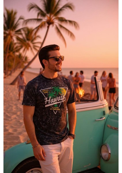 Erkek Fit Kesim Dijital Baskılı Pamuklu T-Shirt fırsatları