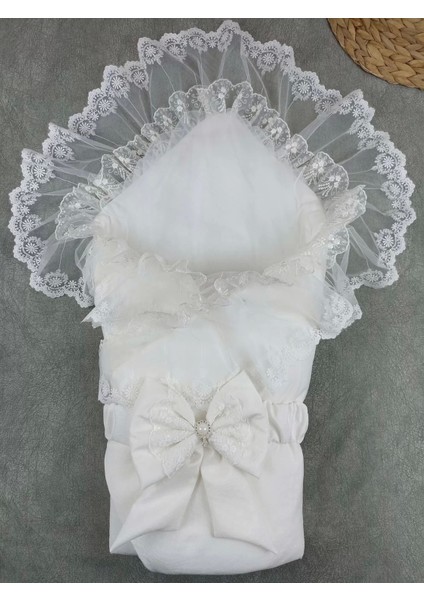 Yenidoğan Bambu Taç Nakışlı Delüks Kundak Bebek Battaniyesi Ekru