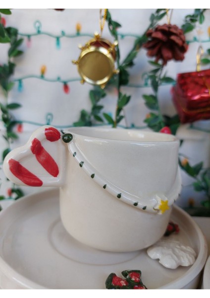 El yapımı yeni yıl temalı kırmızı kalp detaylı şık kahve fincanı fırsatları