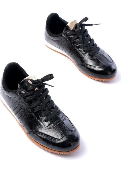 M-1009 Siyah Rugan Bağcıklı Günlük Kadın Spor modelleri