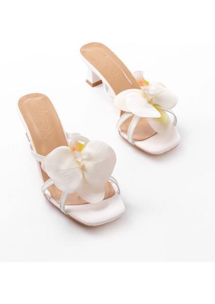 S-622 Beyaz Orkide Detaylı Ince Topuklu Kadın Terlik modelleri