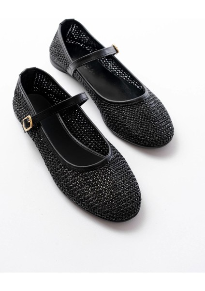 7432 Siyah Fileli Toka Detaylı Günlük Kadın Babet fırsatları