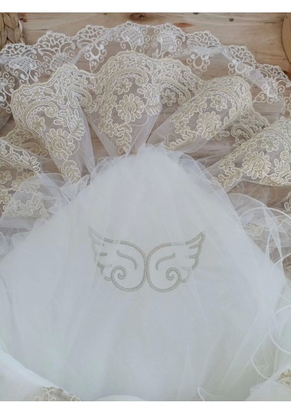 03 Yenidoğan Sahra Taç Nakışlı Gold Angel Trilüks Kundak Bebek Battaniyesi Ekru fiyatları