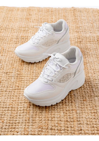 F-185 Beyaz Günlük Bağcıklı Taş Aksesuarlı Yazlık Spor Ayakkabı modelleri