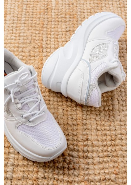F-185 Beyaz Günlük Bağcıklı Taş Aksesuarlı Yazlık Spor Ayakkabı fırsatları