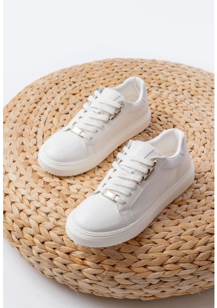 P-910 Beyaz Bağcıklı Taban Dikişli Günlük Kadın Spor fırsatları