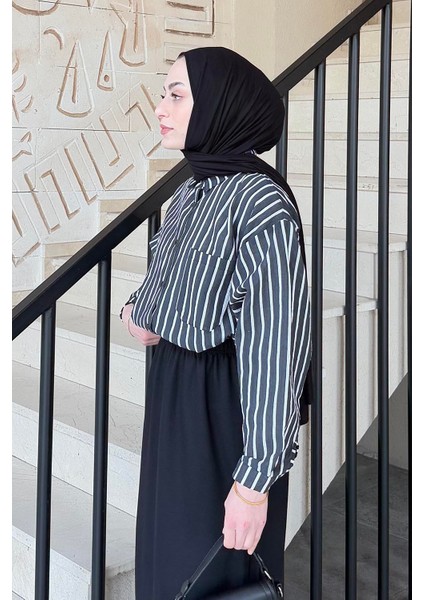 Carla Çizgili Tesettür Gömlek Siyah fırsatları