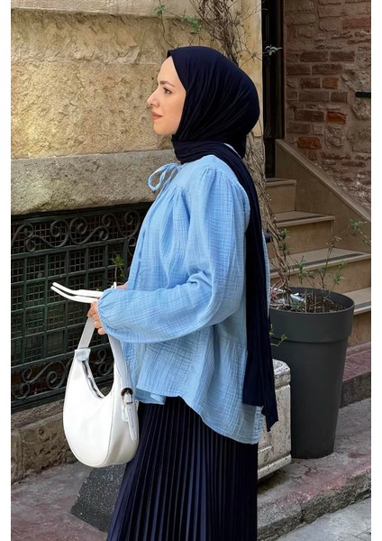 V Yaka Kolları Lastikli Müslim Tesettür Gömlek Bebe Mavisi