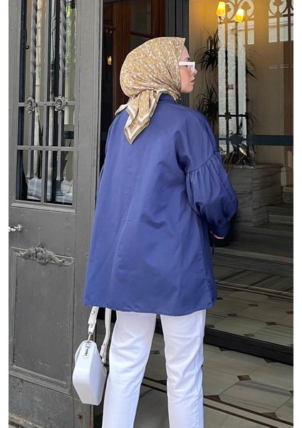 Kol Bağlama Detaylı Oversize Gömlek Lacivert fırsatları