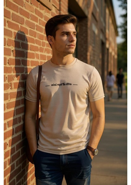 Erkek Slim Fit Enjeksiyon Baskılı Pamuklu T-Shirt