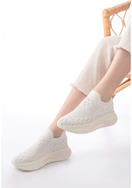 DM-707 Beyaz Fileli Faillant Taban Taş Aksesuarlı Günlük Spor Ayakkabı fiyatları