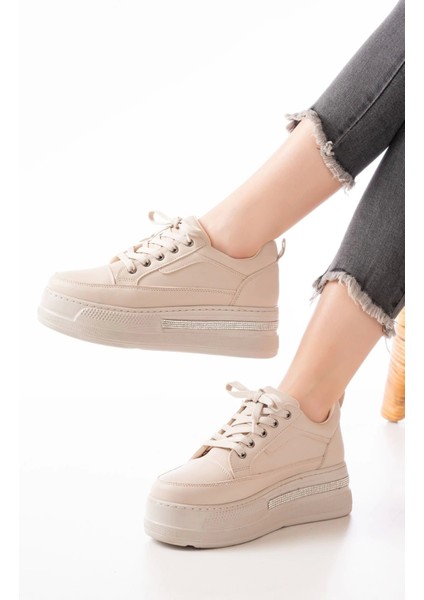 FLN-1999 Nut Bağcıklı Taban Taş Aksesuarlı Günlük Spor Ayakkabı