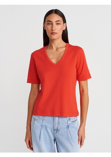 31840 V Yaka Kısa Kollu T-Shirt-Kırmızı