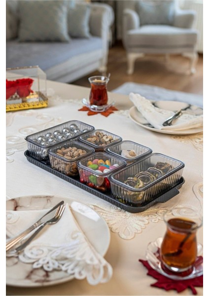 6 Bölmeli Gri Kahvaltı ve Saklama Seti, 13 Parça, Vakum Kapaklı, Füme Renk fırsatları