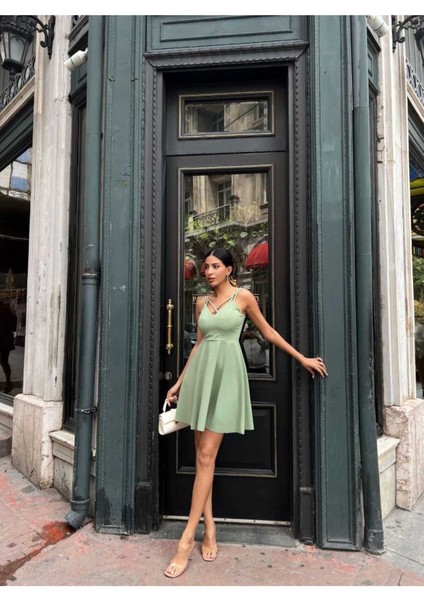 Kadın Şık Askılı Göğüs Detaylı Kloş Elbise Doğum Günü Elbisesi, Party Elbisesi Gece Elbisesi fiyatları