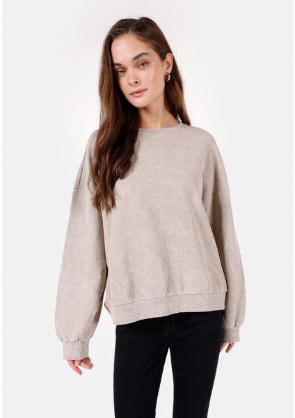 Comfort Fit Yuvarlak Yaka Kadın Bej Sweatshirt
