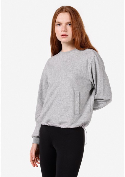 Regular Fit Yuvarlak Yaka Kadın Gri Sweatshirt