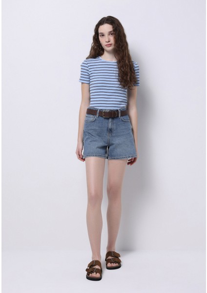 Slim Fit Yuvarlak Yaka Çizgili Kadın Mavi Kısa Kol Tişört modelleri