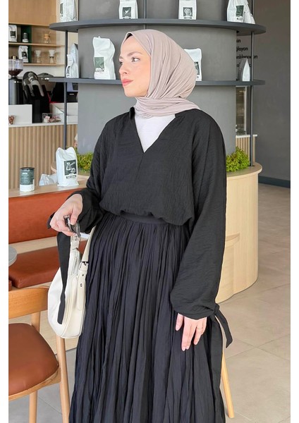 Önden Bağlamalı V Yaka Bluz Siyah fiyatları