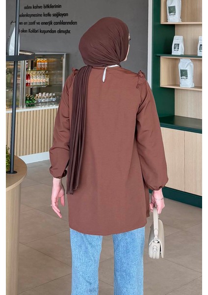 Bisiklet Yaka Omuz Fırfırlı Tunik Çikolata Kahve fırsatları