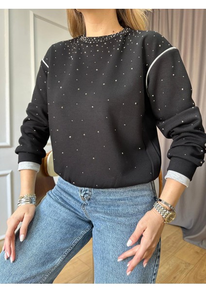 Siyah Önü Taşlı Sweatshirt indirimleri