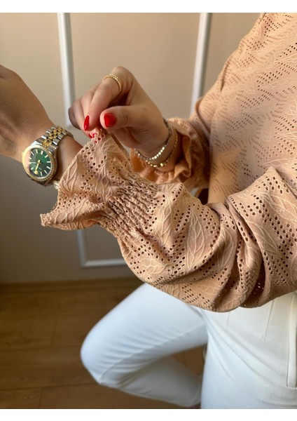 Sütlü Kahve Yaprak Desen Bluz indirimleri